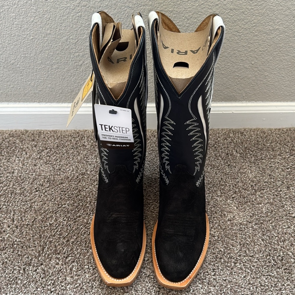 Ariat Futurity Limited Western Boot Black Suede - Picture 2 of 6